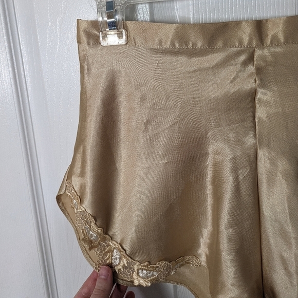 Vintage 80s‎ St. Michael Marks & Spencer Gold Satin Cami/Shorts Set - RARE SET - Picture 10 of 13